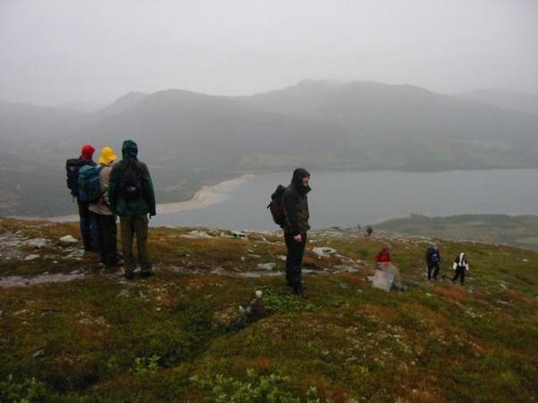 Mot Raudra og Svah
